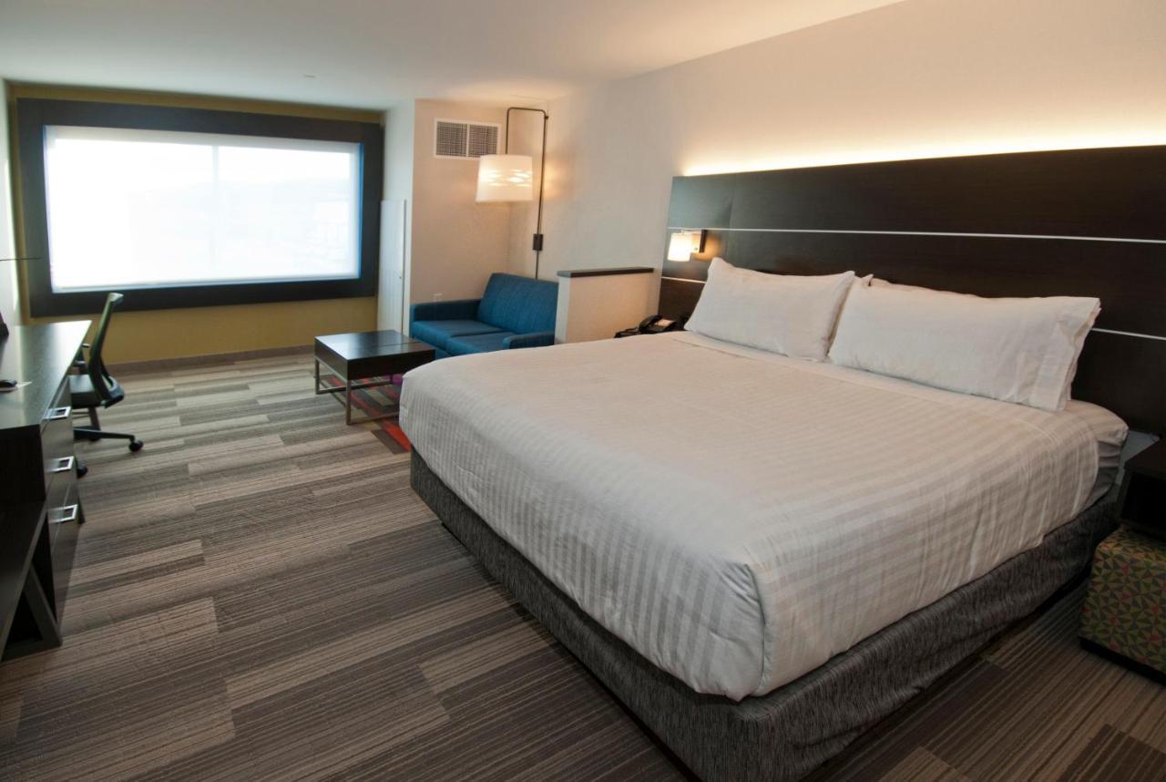 Express & By Ihg 2* Johnstown