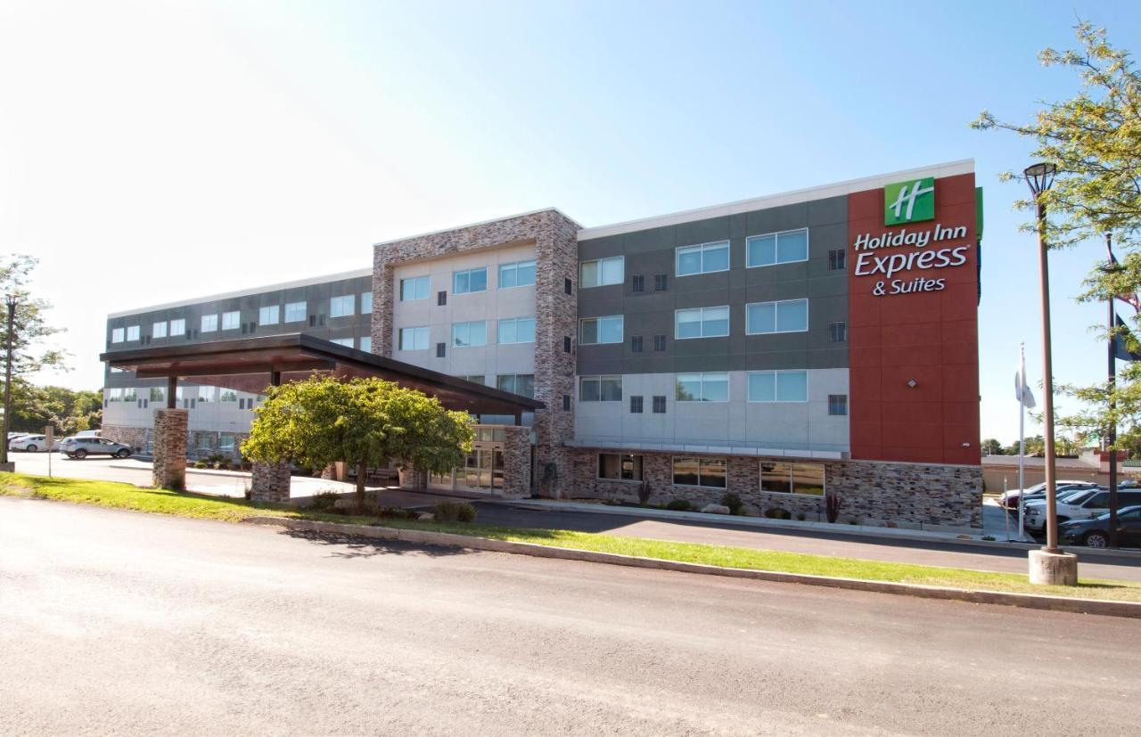 Hotel Express & By Ihg Johnstown