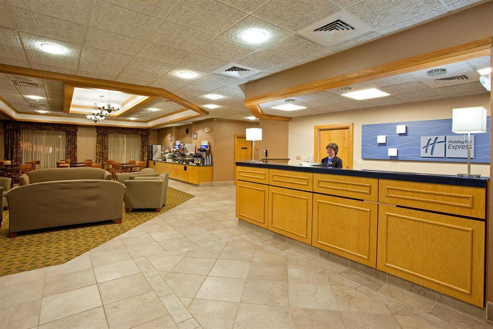 Hotel Express & By Ihg 2*