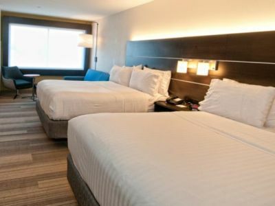 Express & By Ihg Hotel 2*