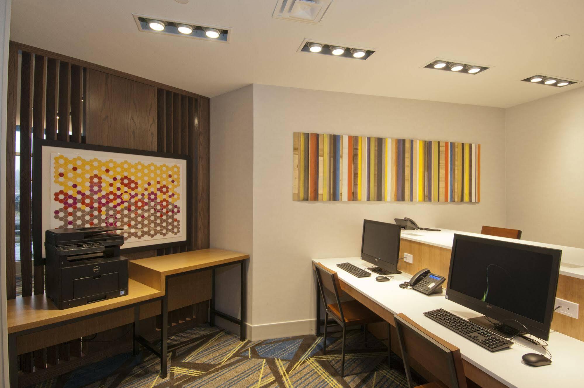Express & By Ihg