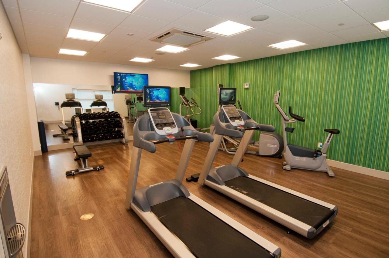 Hotel Express & By Ihg 2*